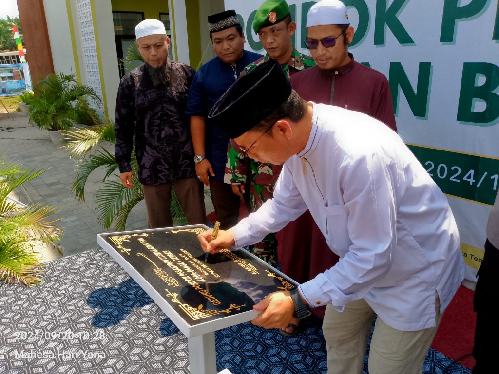 Bupati Algafry Resmikan Gedung Ponpes Utsman Bin Affan